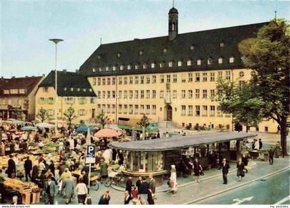 RuessELSHEIM Main Marktplatz mit Rathaus
