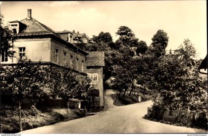 CPA Erlbach Kirchberg Lugau im sächsischen Erzgebirge, Straßenpartie in Kirchberg