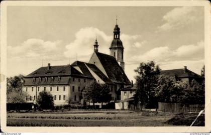 CPA Ostritz in der Oberlausitz, Schule mit kath. Kirche
