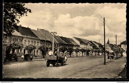 AK Sonnewalde /Nl., Markt mit Pferdewagen