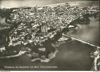 Stralsund Mecklenburg Vorpommern Stralsund Fliegeraufnahme o