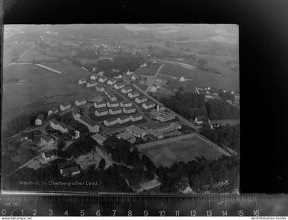 30060448 - Waldbroel