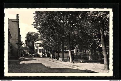 AK Waldbröl, Hochstrasse und Kirchplatz