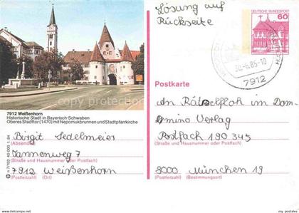 Weissenhorn Neu-Ulm Bayern Oberes Stadttor mit Nepomukbrunnen und Stadtpfarrkirc