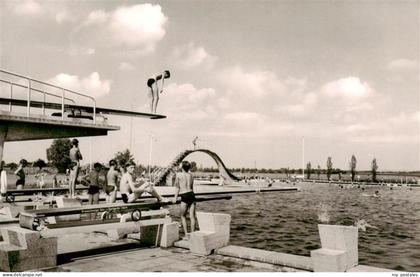Winsen Luhe Schwimmbad Freibad Sprungbrett