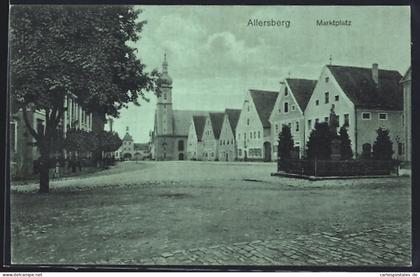 AK Allersberg / Mfr., Marktplatz mit Kirche und Denkmal