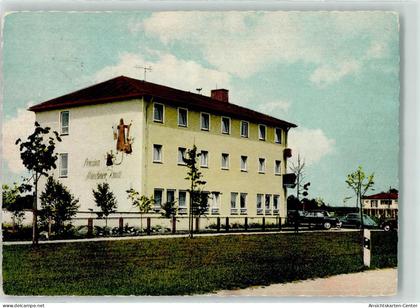 39255959 - Bad Fuessing