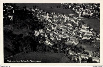 CPA Mainburg im Hallertau Niederbayern, Luftaufnahme von bayr. Ostmark, Häuseransicht, Landschaft