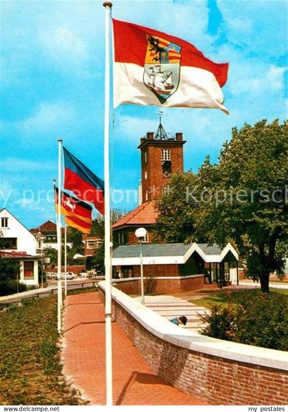Brake Unterweser Park Kirche Fahnen