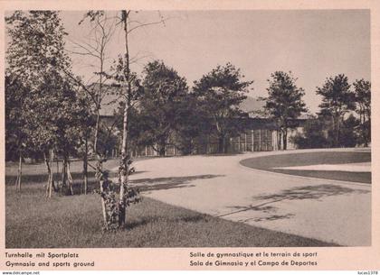 OLYMPISCHES DORF DOBERITZ / TURNHALLE MIT SPORTPLATZ