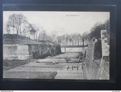 AK Elsass 1917 Am Wallgraben. Feldpost 1. WK Gebr. Kuhmichel GmbH.