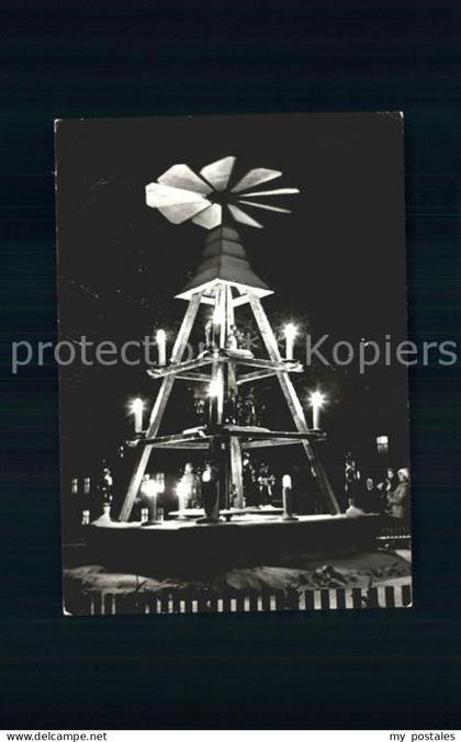 Elterlein Marktpyramide zur Weinhnachtszeit