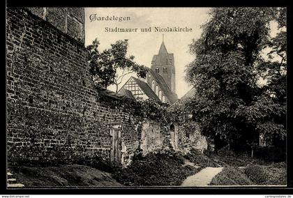 AK Gardelegen, Stadtmauer mit Nikolaikirche