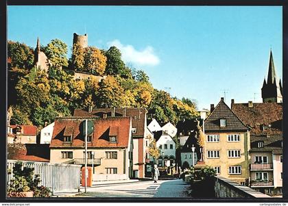AK Gemünden a. Main, Strassenpartie mit Blick zur Ruine