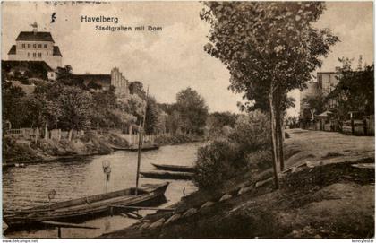 Havelberg, Stadtgraben mit Dom
