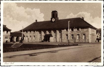 CPA Bad Orb im Main Kinzig Kreis Hessen, Ansicht vom Bahnhof mit Vorplatz