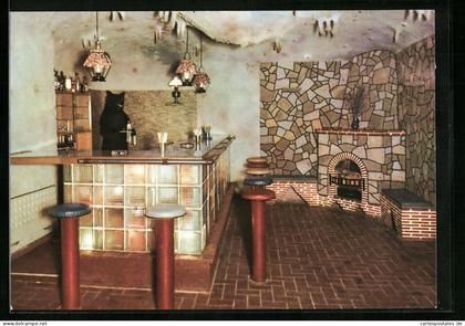 AK Jeggeleben /Kr. Kalbe /Milde, Ausflugsgaststätte Feine Sache - Gekachelte Bar mit Bär