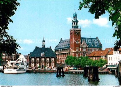 Leer Ostfriesland Hafen mit Rathaus
