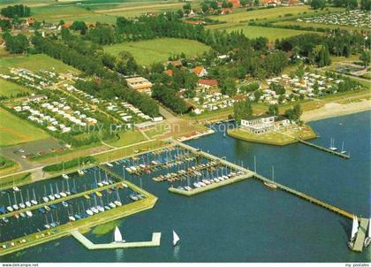 Lembruch Duemmersee Niedersachsen Duemmersee Hafen Segelboote Campingplatz Hotel