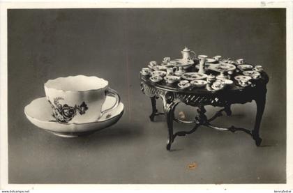 kleinstes Meissner Porzellan Service der Welt