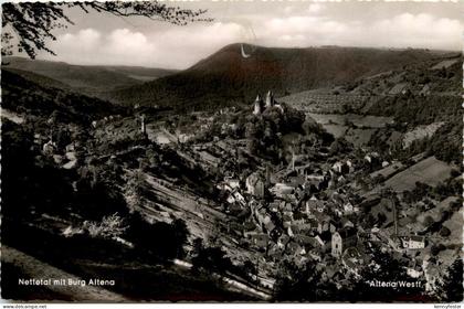 Nettetal mit Burg Altena