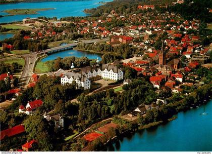 Fegetasche PLoeN Schleswig-Holstein Schloss-Ploen Kirche Seen Bruecke Luftaufnah