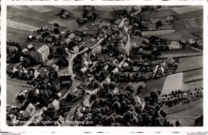 CPA Albernau Zschorlau im Erzgebirge, Rechenhaus, Luftaufnahme von Häuser, Straßen, Landschaft