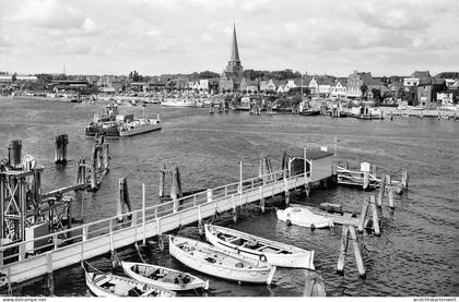 Lübeck-Travemünde Hafen mit Fähre "Mecklenburg" ngl #185.709