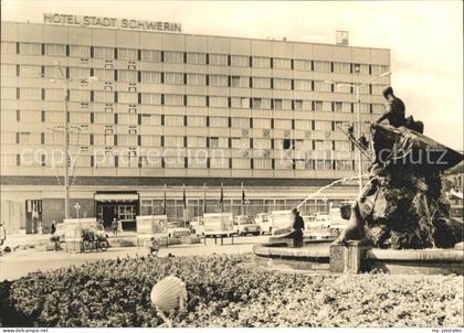 Schwerin Mecklenburg Hotel Stadt Schwerin Brunnen
