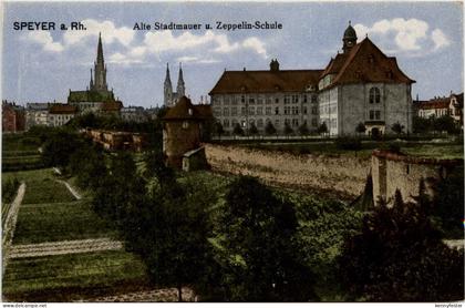 Speyer - Zeppelin Schule
