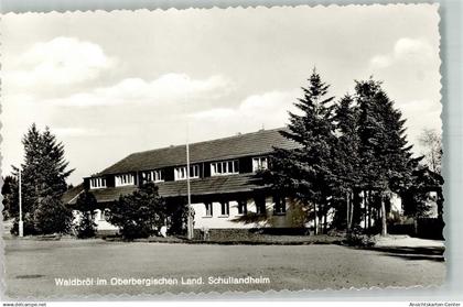 39862575 - Waldbroel
