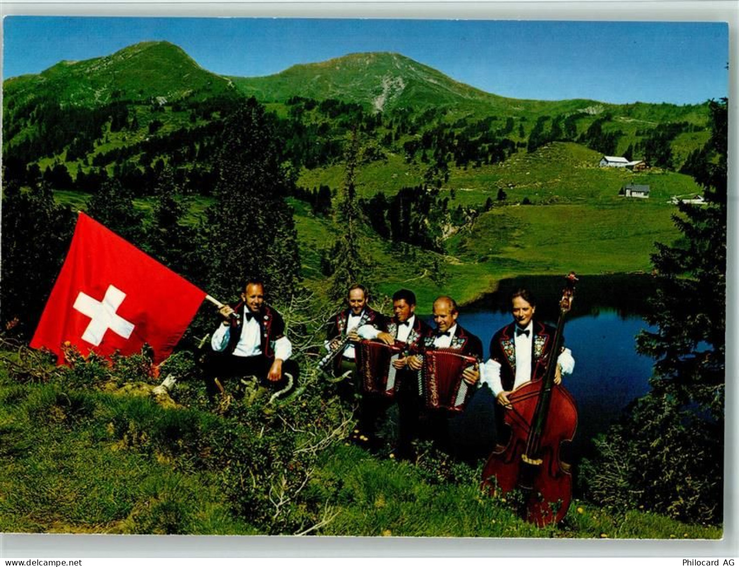Giswil Ländlerkapelle Tracht Schweiz - 40113978