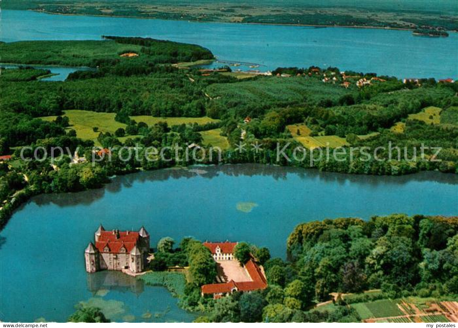 Gluecksburg Ostseebad Fliegeraufnahme mit Schloss Gluecksburg und Foerde