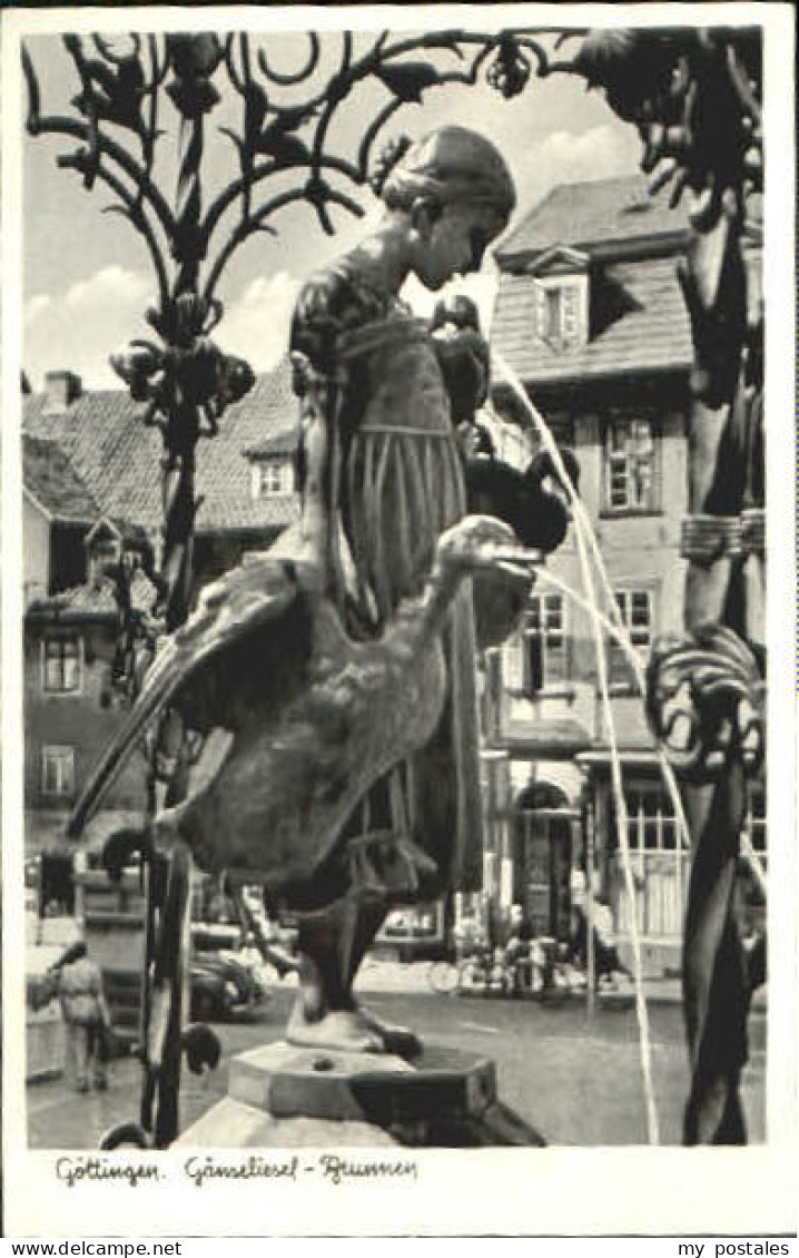 Goettingen Niedersachsen Goettingen Gaenseliesel Brunnen