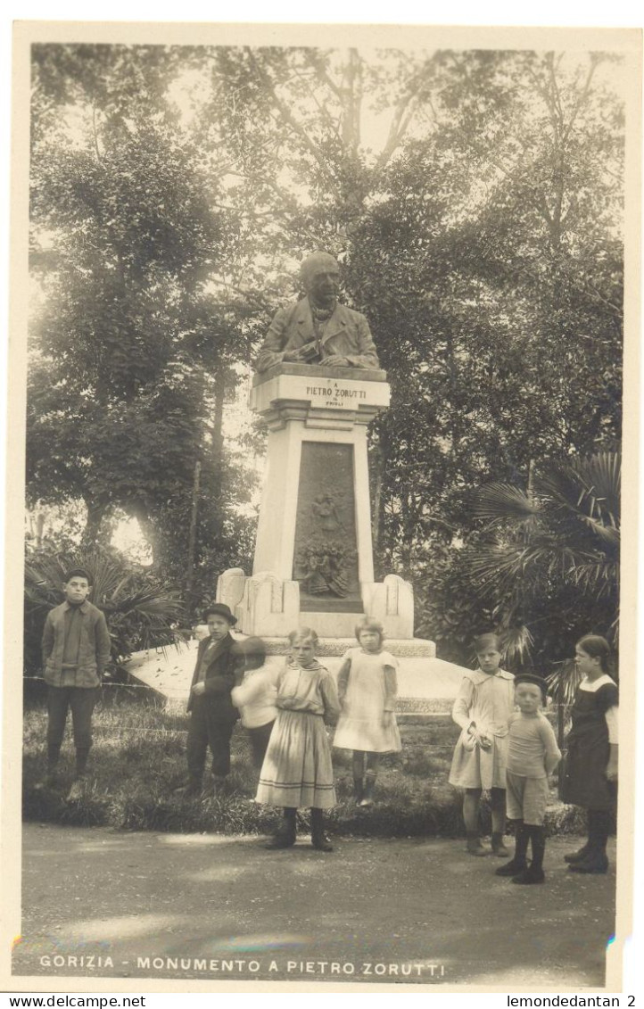 Gorizia - Monumento a Pietro Zorutti