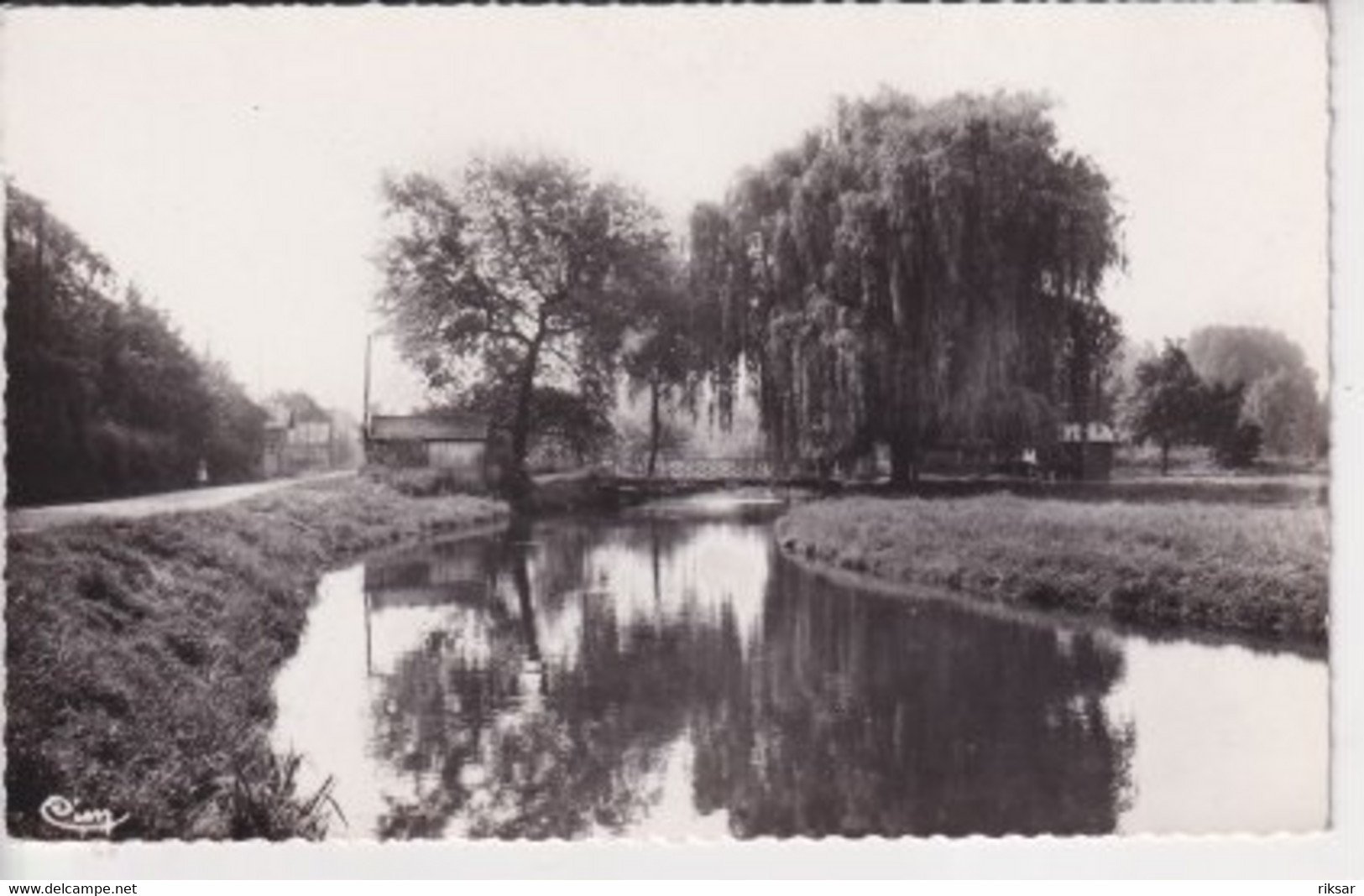 GOUVIEUX