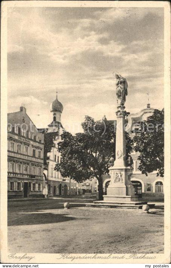 Grafing Muenchen Kriegerdenkmal Rathaus