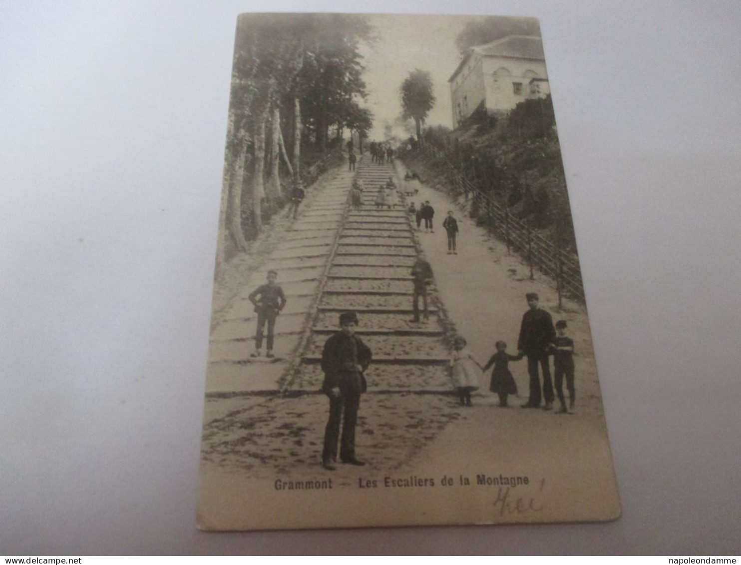Grammont, Les Escaliers de la Montagne