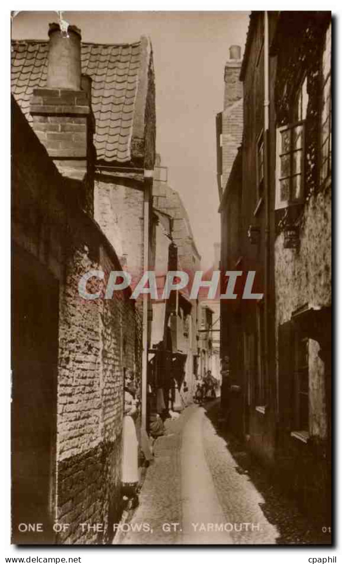 Grande Bretagne Great BRitain CPA One of the rows Gt Yarmouth