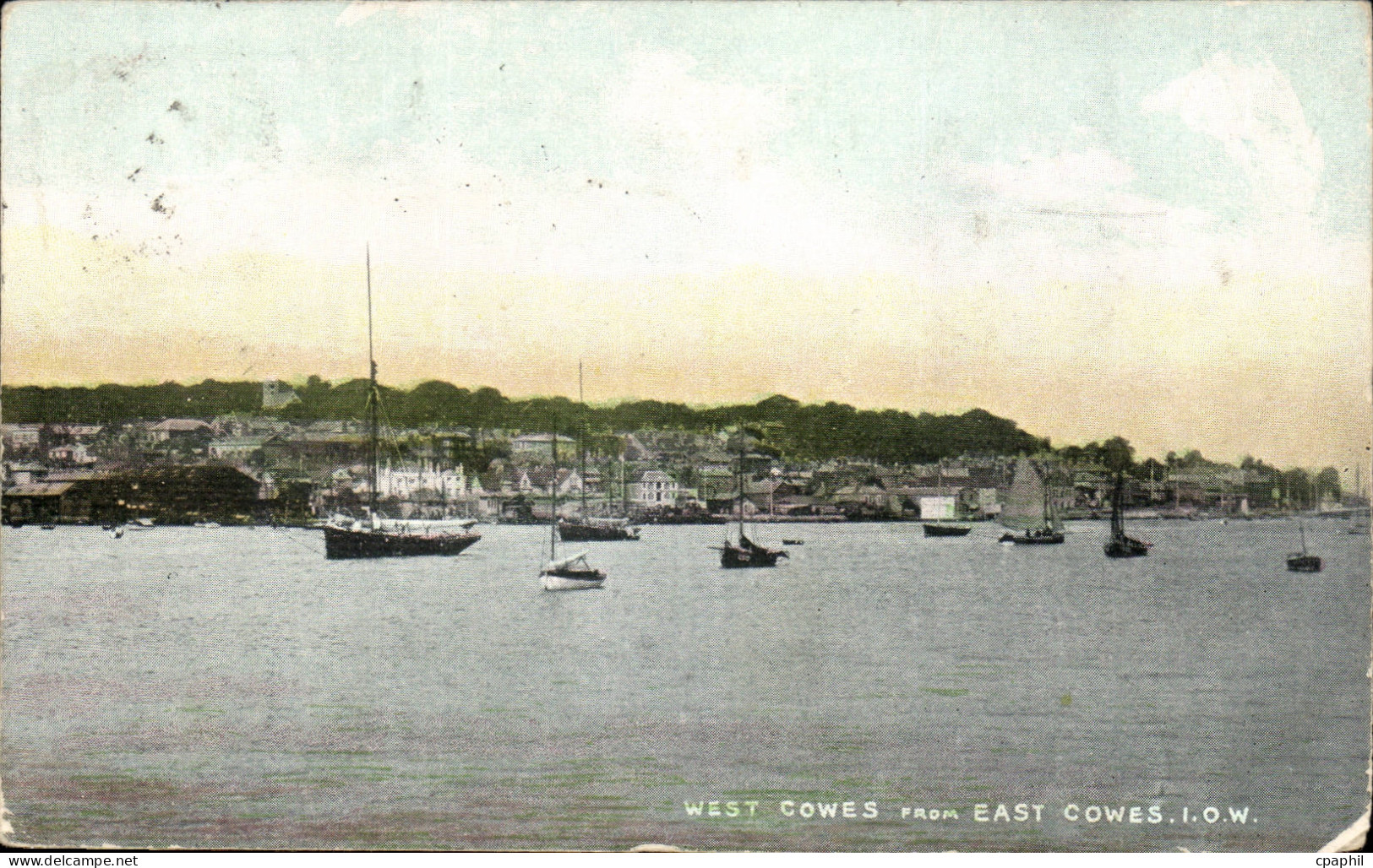 Grande Bretagne Great Britain CPA West Cowes from the EAst Cowes Isle of Wight