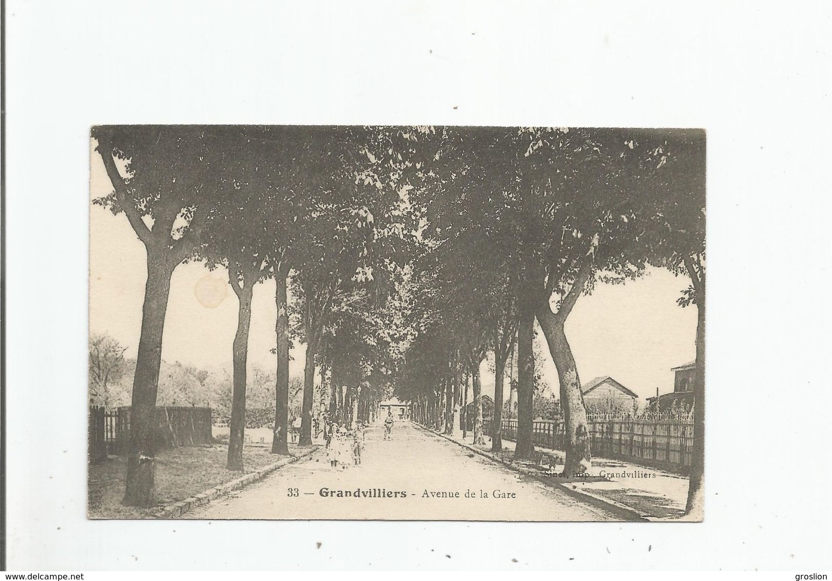 GRANDVILLIERS (OISE) 33 AVENUE DE LA GARE (PETITE ANIMATION)  1916
