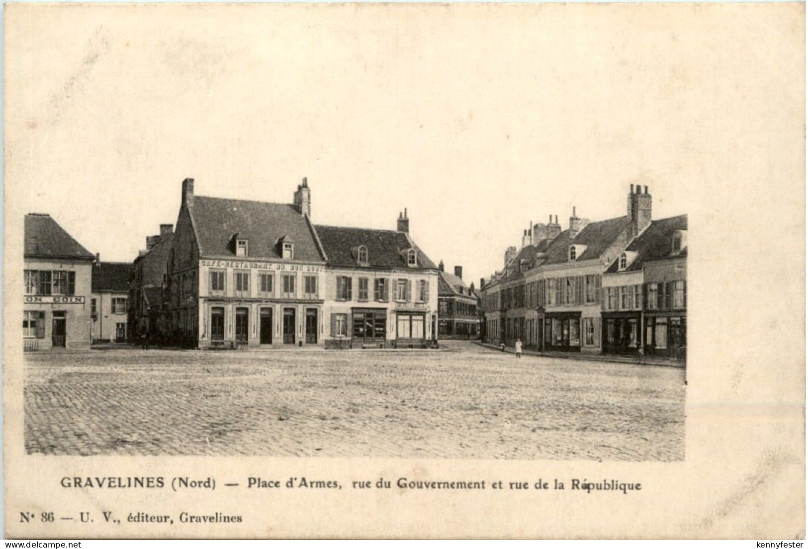Gravelines - Place d Armes
