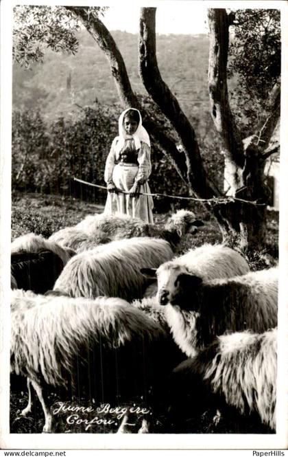Griekenland Greece - Corfou - Jeune Bergere