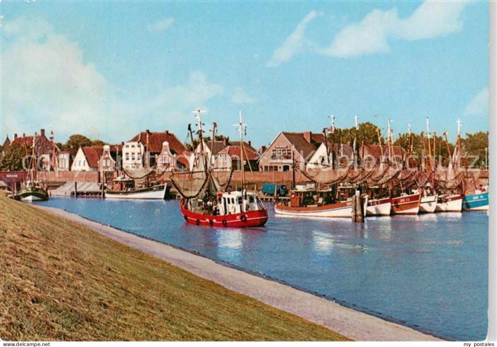 Greetsiel Krummhoern Aurich Niedersachsen Fischerhafen
