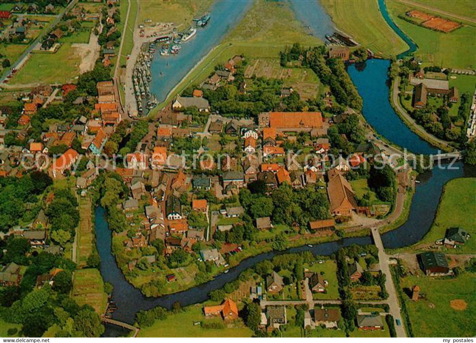 Greetsiel Krummhoern Aurich Niedersachsen Fliegeraufnahme