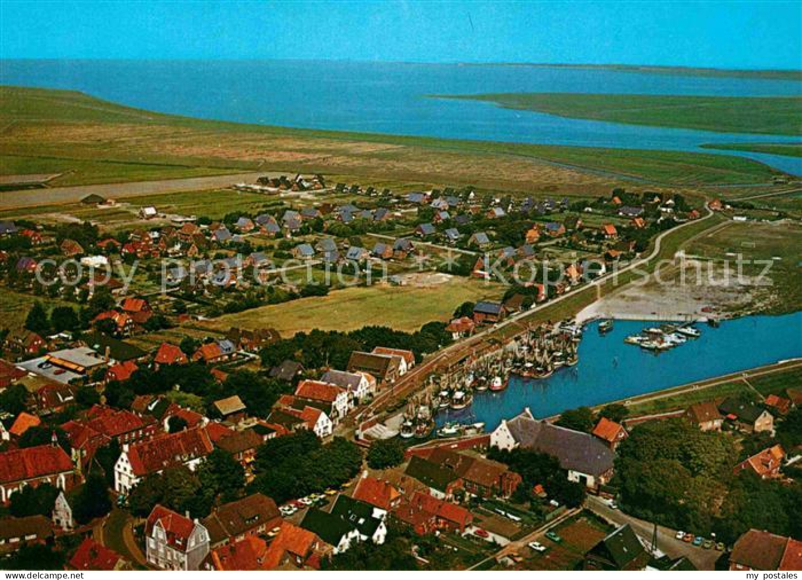 Greetsiel Krummhoern Aurich Niedersachsen Fliegeraufnahme