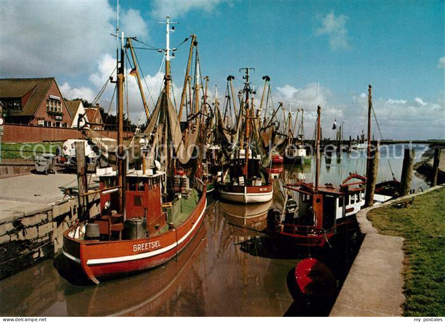 Greetsiel Krummhoern Aurich Niedersachsen Hafen
