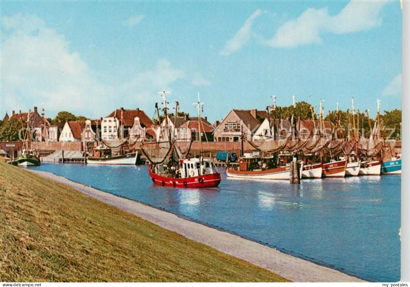Greetsiel Krummhoern Aurich Niedersachsen Kutterhafen
