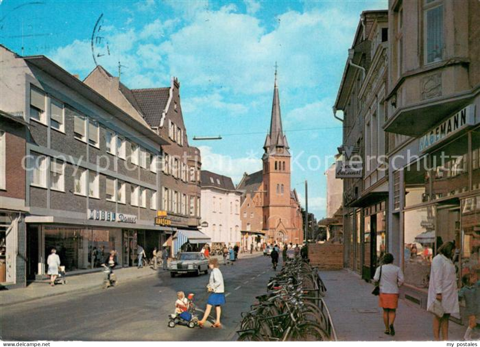 Gronau Westfalen Neustrasse und evangelische Stadtkirche