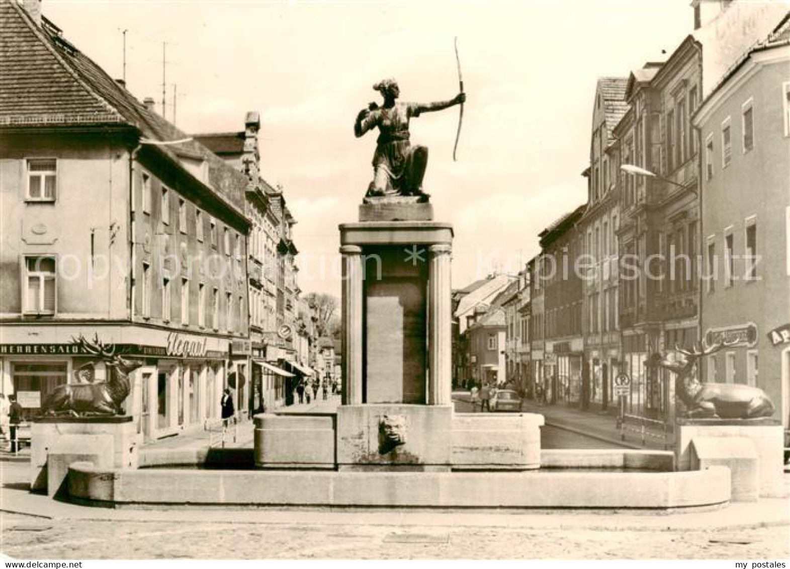 Grossenhain Sachsen Dianabrunnen auf dem Karl Marx Platz